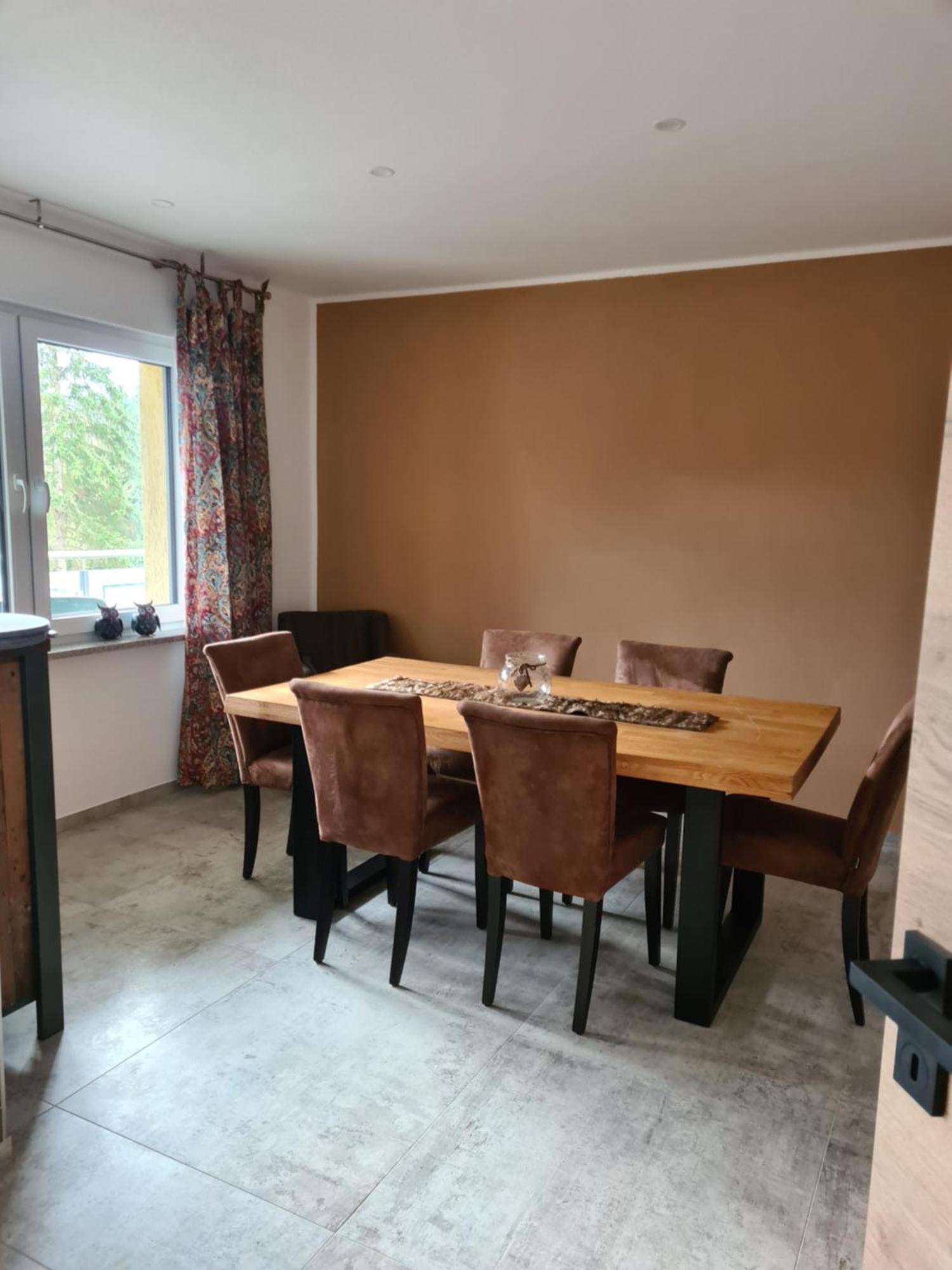 Ferienwohnung Burgblick Pelm المظهر الخارجي الصورة