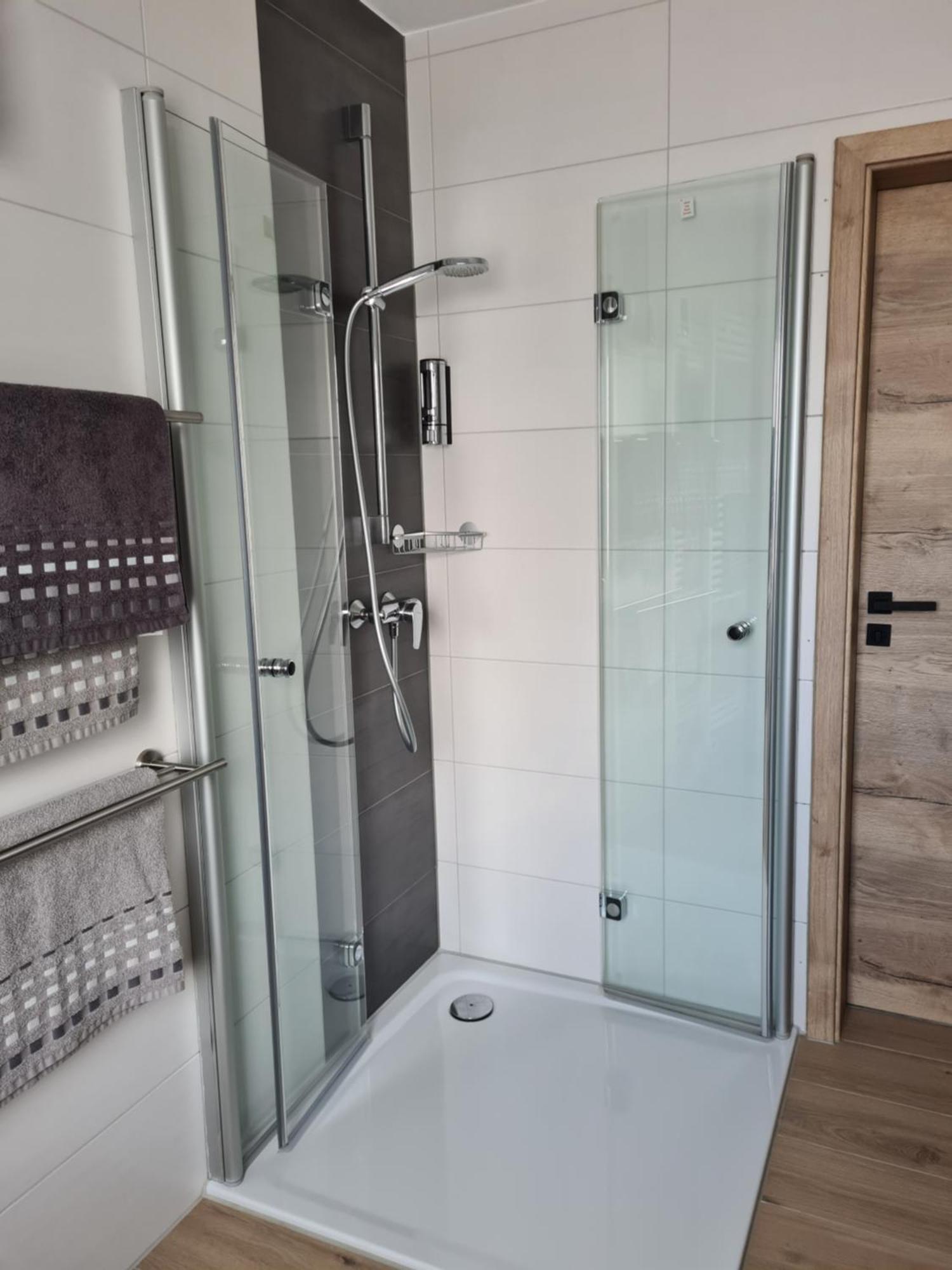 Ferienwohnung Burgblick Pelm المظهر الخارجي الصورة