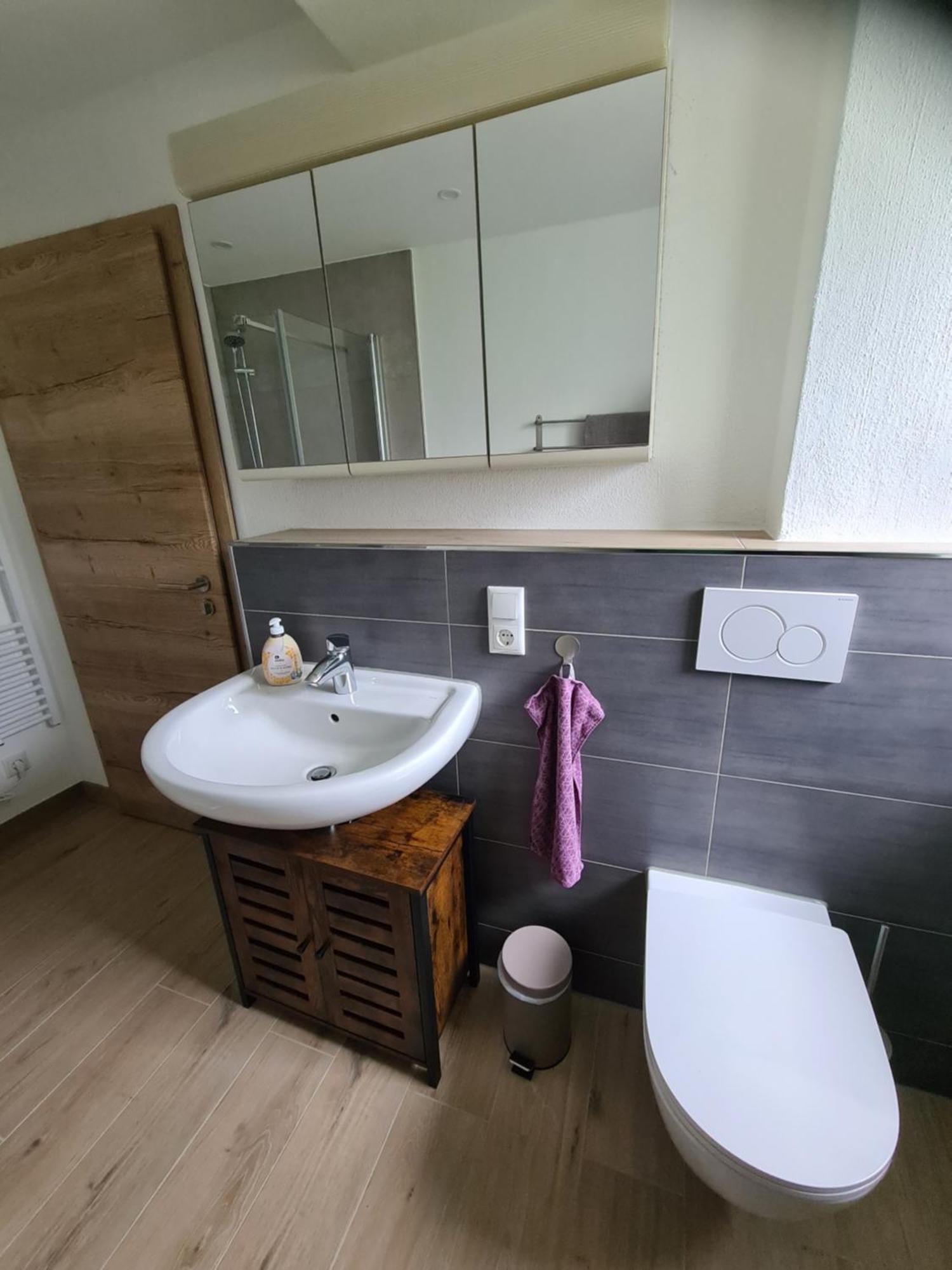 Ferienwohnung Burgblick Pelm المظهر الخارجي الصورة